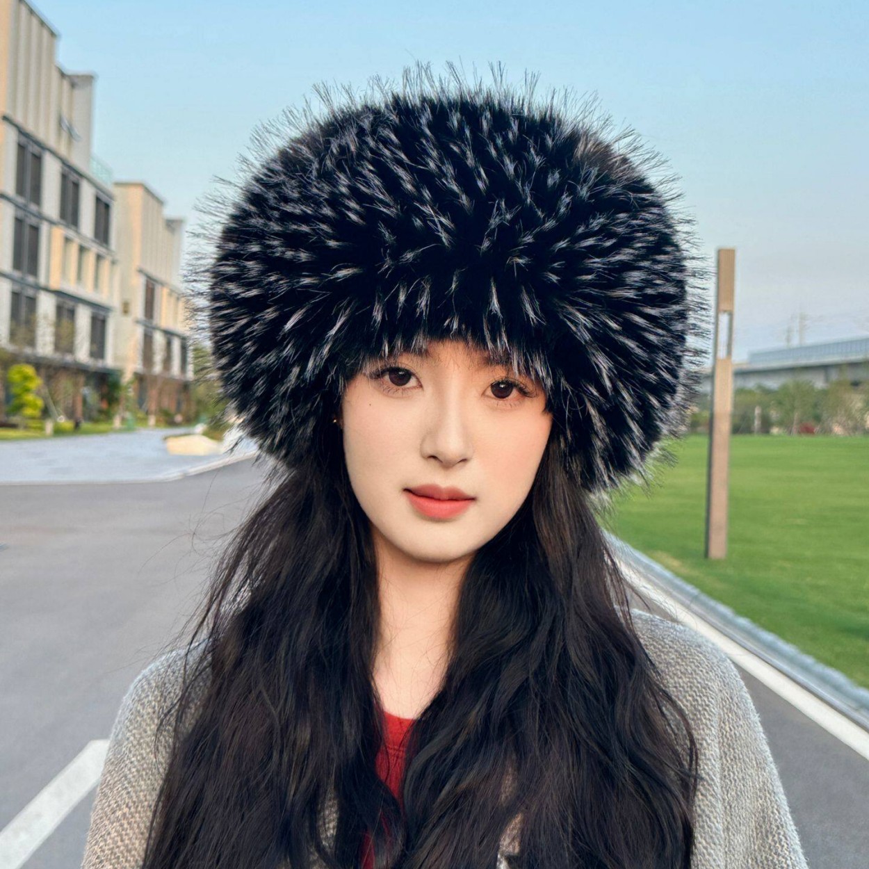 Soft Plush Faux Fox Fur Circle - огляд і ціна Beanie Winter Hat